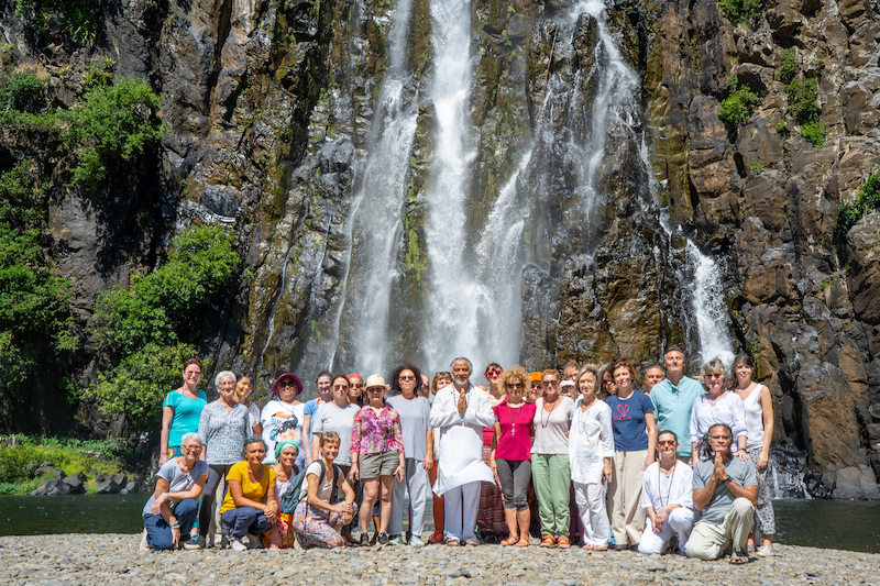 Retraite au bord de la cascade